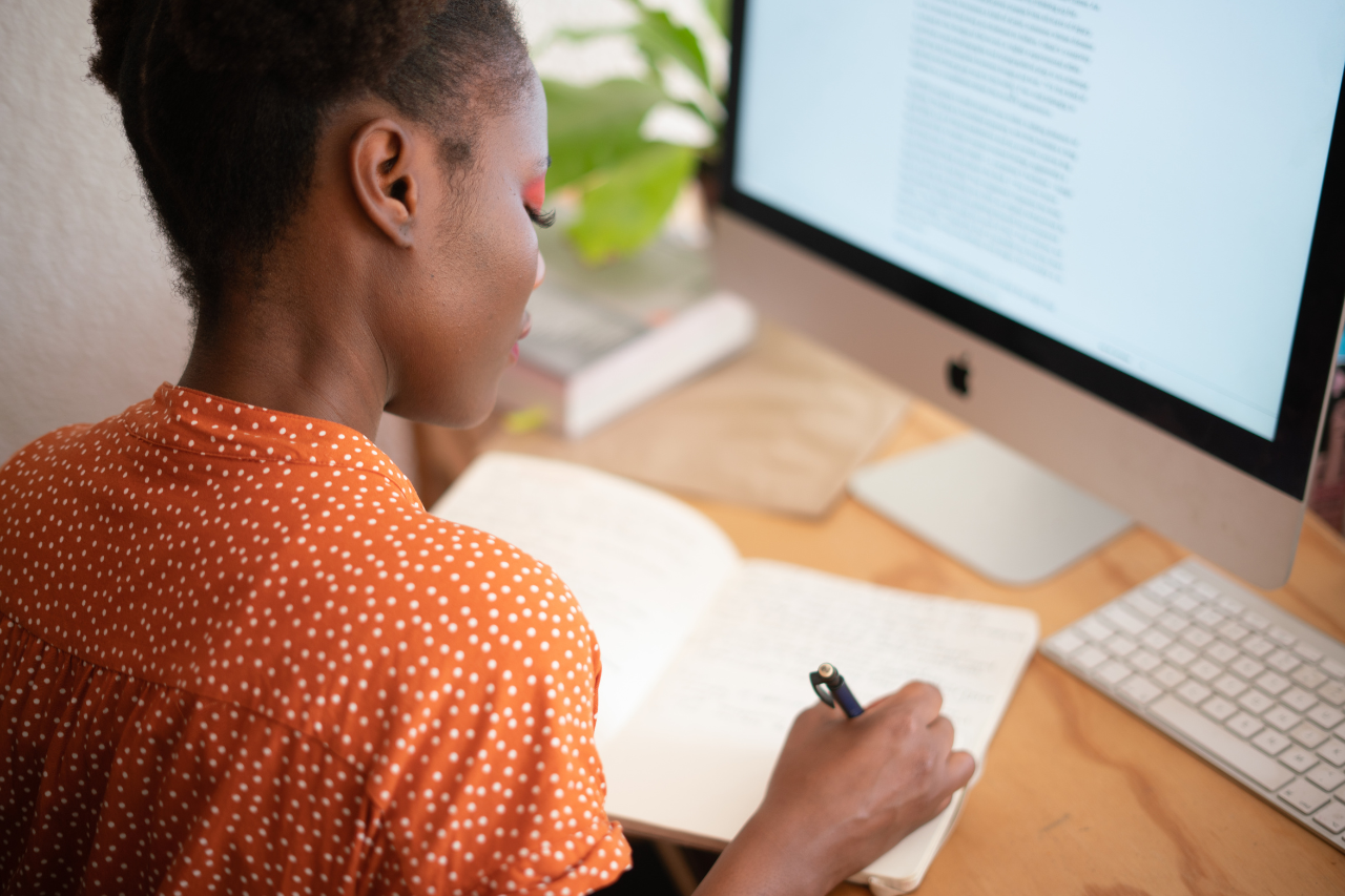 Conseils pour réussir en tant que rédacteur web débutant freelance